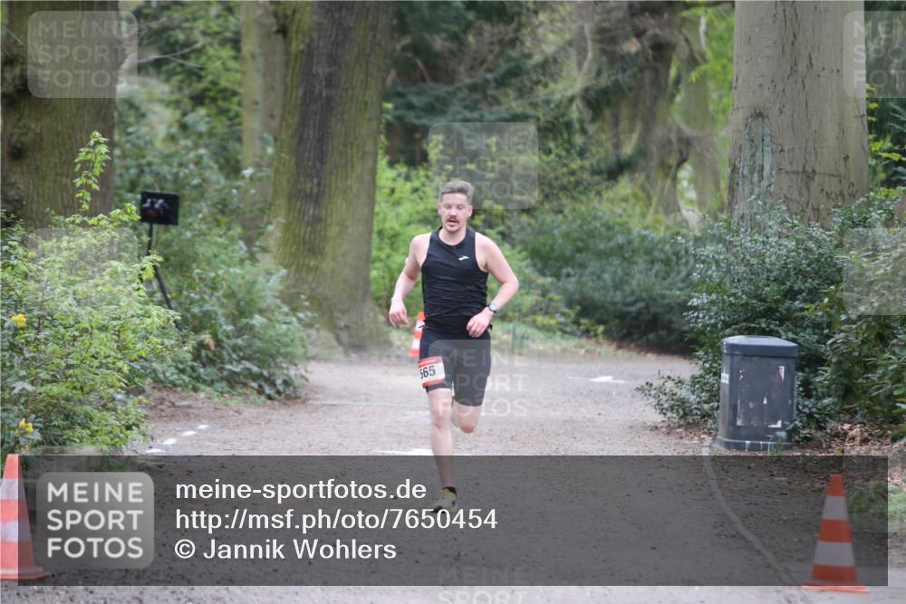 13.04.2025 - Hammer Lauf Jannik Wohlers http://msf.ph/oto/7650454 13.04.2025 10:03:49 Laufen 565 meine-sportfotos.de