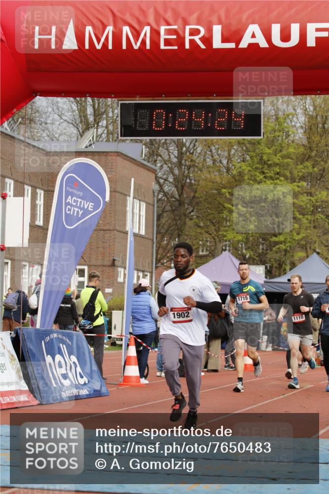 13.04.2025 - Hammer Lauf A. Gomolzig http://msf.ph/oto/7650483 13.04.2025 10:10:23 Ziel 255, 509, 620, 1110, 1148, 1330, 1714, 1715, 1716, 1743, 1902, 1949 meine-sportfotos.de