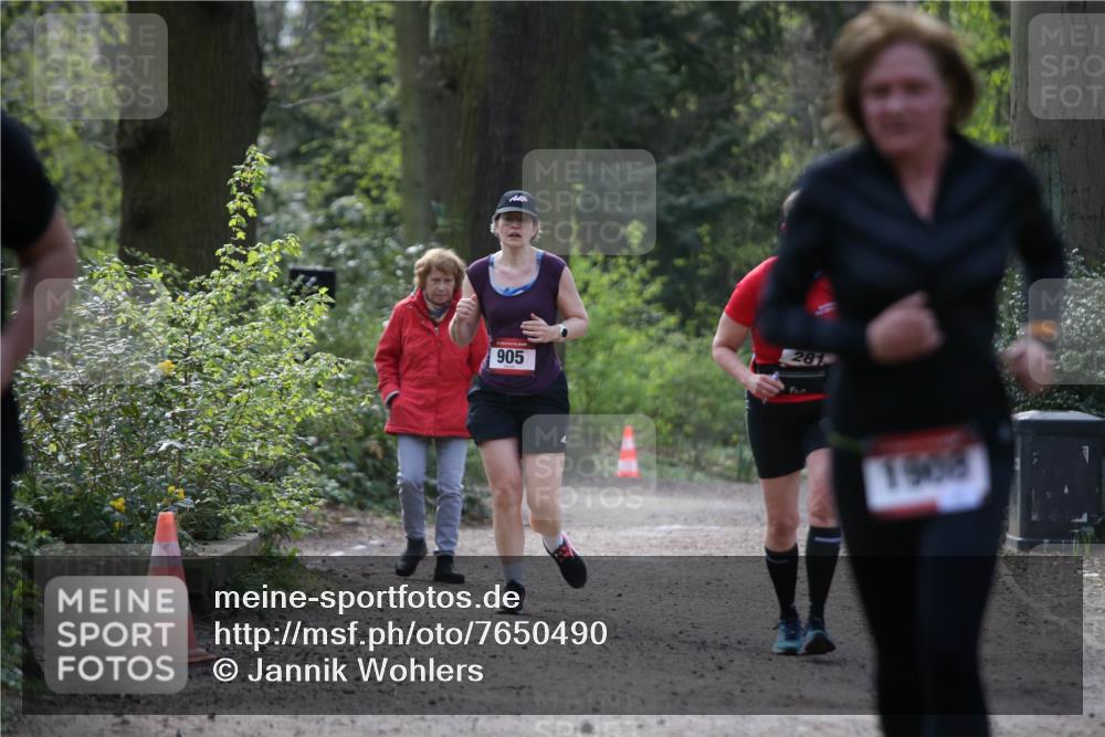 13.04.2025 - Hammer Lauf Jannik Wohlers http://msf.ph/oto/7650490 13.04.2025 10:54:03 Laufen 281, 905, 1908 meine-sportfotos.de