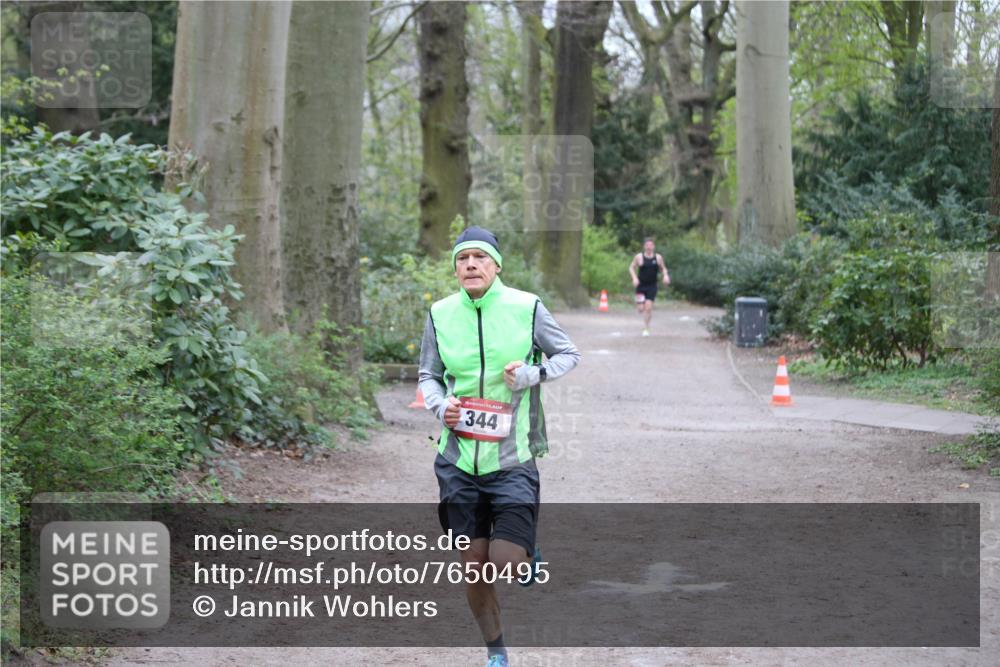 13.04.2025 - Hammer Lauf Jannik Wohlers http://msf.ph/oto/7650495 13.04.2025 10:03:46 Laufen 344 meine-sportfotos.de