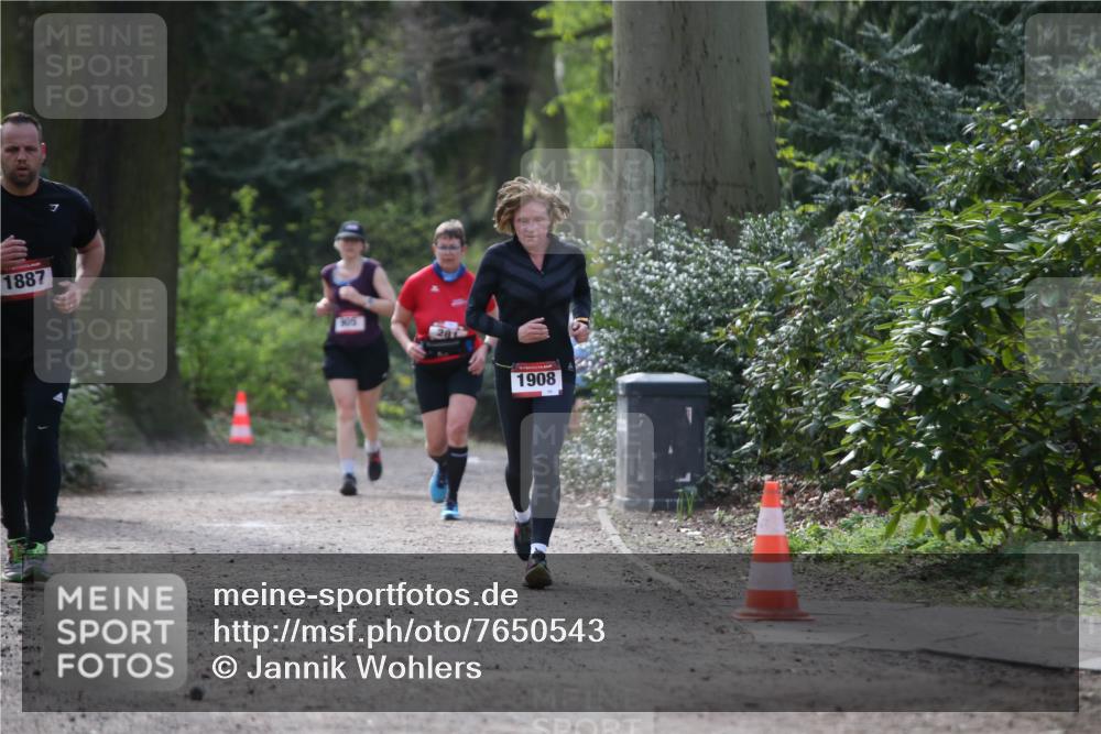 13.04.2025 - Hammer Lauf Jannik Wohlers http://msf.ph/oto/7650543 13.04.2025 10:53:57 Laufen 1887, 305, 1908 meine-sportfotos.de