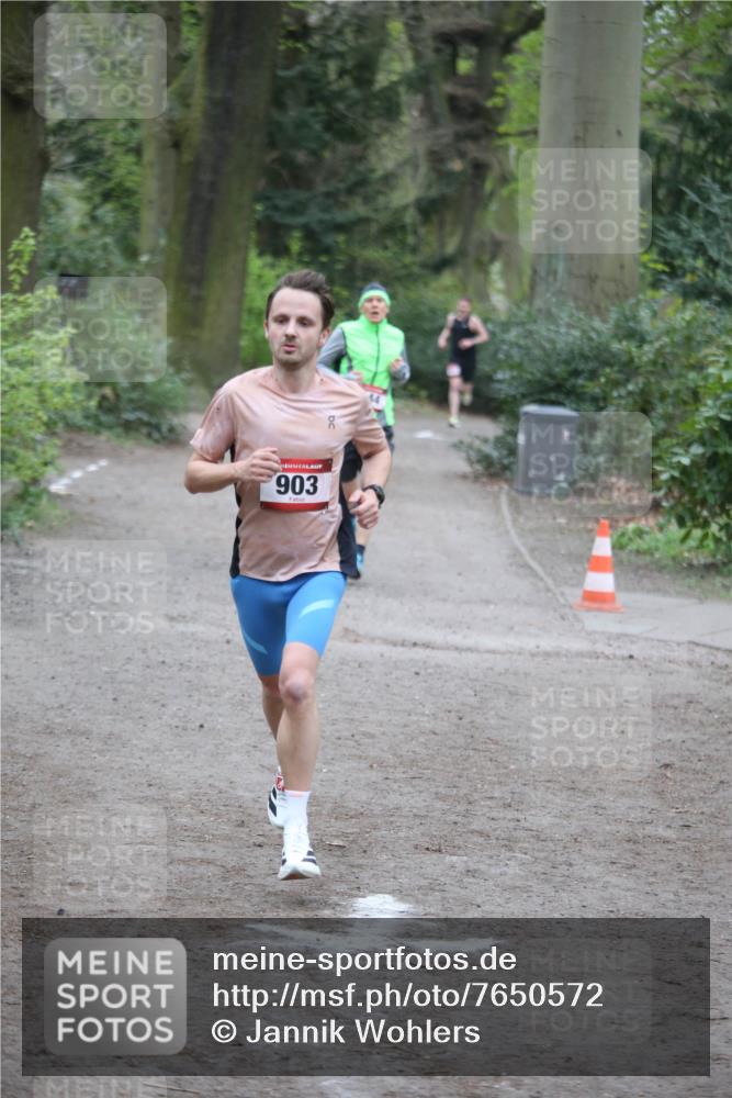 13.04.2025 - Hammer Lauf Jannik Wohlers http://msf.ph/oto/7650572 13.04.2025 10:03:42 Laufen 903 meine-sportfotos.de