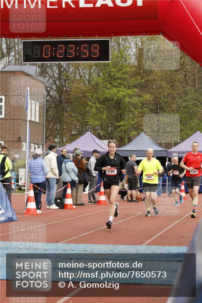 13.04.2025 - Hammer Lauf A. Gomolzig http://msf.ph/oto/7650573 13.04.2025 10:09:59 Ziel 285, 740, 1197, 1286, 1976 meine-sportfotos.de