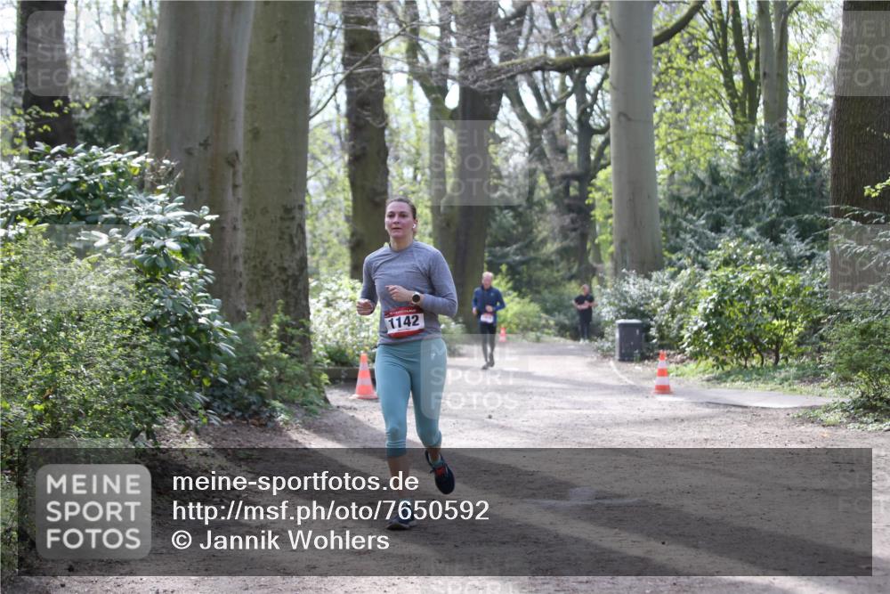 13.04.2025 - Hammer Lauf Jannik Wohlers http://msf.ph/oto/7650592 13.04.2025 10:53:45 Laufen 1142 meine-sportfotos.de