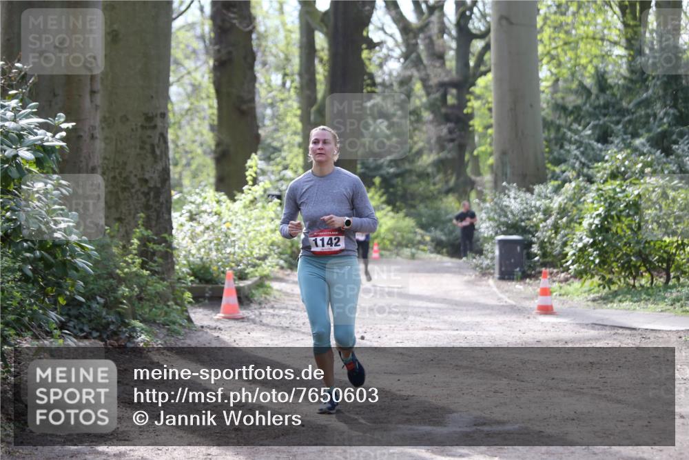 13.04.2025 - Hammer Lauf Jannik Wohlers http://msf.ph/oto/7650603 13.04.2025 10:53:44 Laufen 1142 meine-sportfotos.de