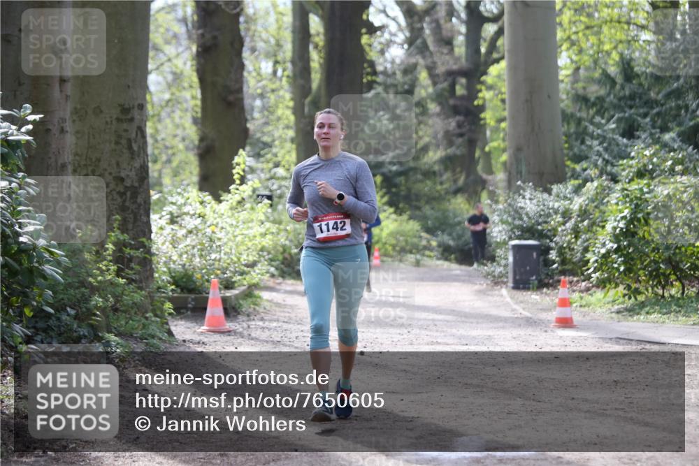 13.04.2025 - Hammer Lauf Jannik Wohlers http://msf.ph/oto/7650605 13.04.2025 10:53:44 Laufen 1142 meine-sportfotos.de