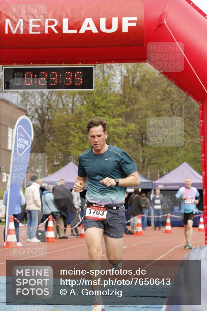 13.04.2025 - Hammer Lauf A. Gomolzig http://msf.ph/oto/7650643 13.04.2025 10:09:35 Ziel 1703, 1824 meine-sportfotos.de