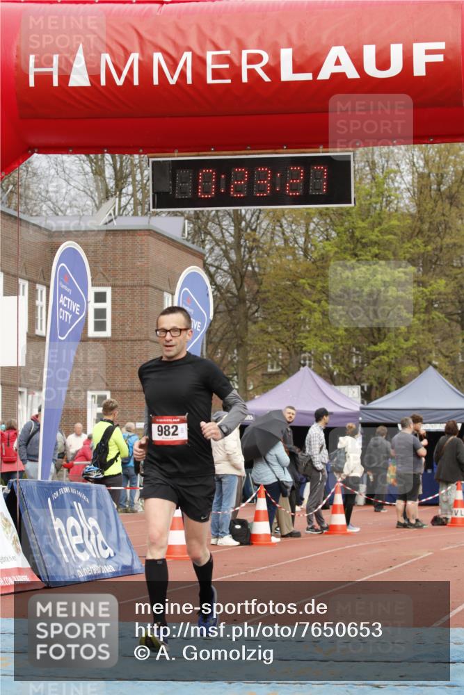13.04.2025 - Hammer Lauf A. Gomolzig http://msf.ph/oto/7650653 13.04.2025 10:09:26 Ziel 982, 1074 meine-sportfotos.de