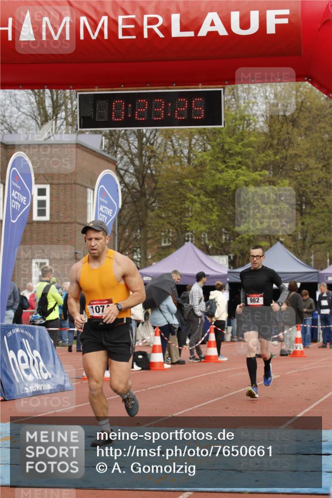 13.04.2025 - Hammer Lauf A. Gomolzig http://msf.ph/oto/7650661 13.04.2025 10:09:24 Ziel 982, 1074 meine-sportfotos.de