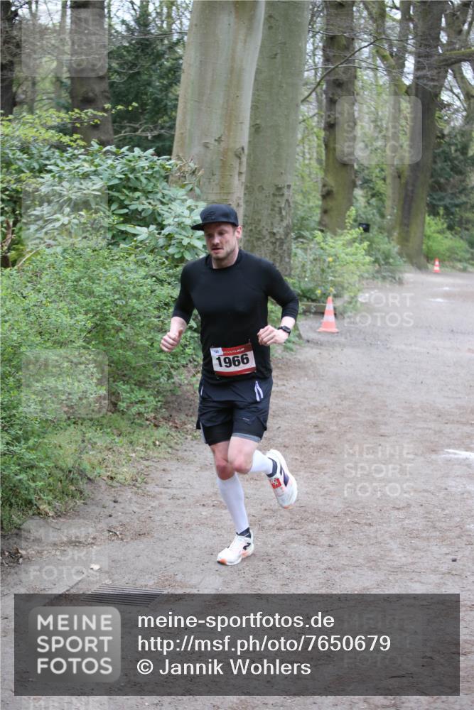 13.04.2025 - Hammer Lauf Jannik Wohlers http://msf.ph/oto/7650679 13.04.2025 10:03:20 Laufen 1966 meine-sportfotos.de