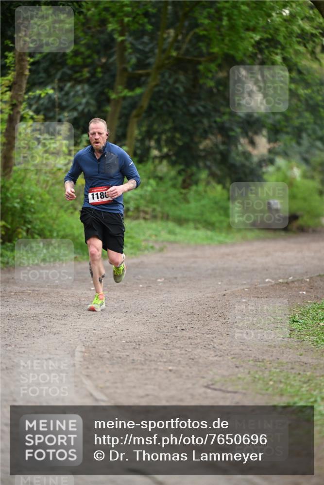 13.04.2025 - Hammer Lauf Dr. Thomas Lammeyer http://msf.ph/oto/7650696 13.04.2025 10:27:16 Laufen 1186 meine-sportfotos.de