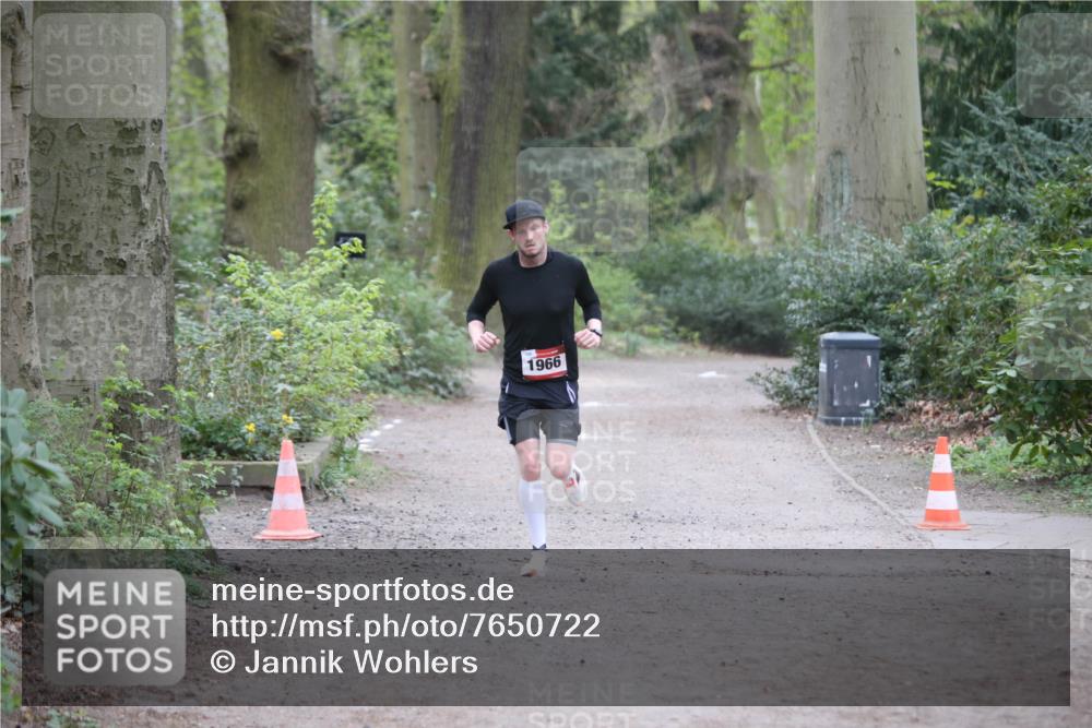13.04.2025 - Hammer Lauf Jannik Wohlers http://msf.ph/oto/7650722 13.04.2025 10:03:18 Laufen 1966 meine-sportfotos.de