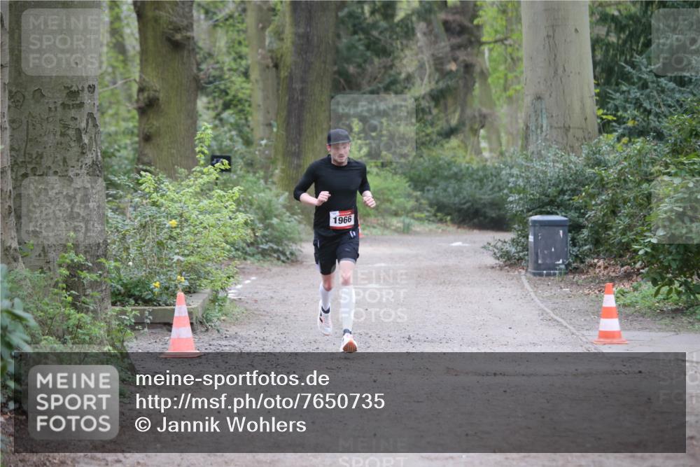13.04.2025 - Hammer Lauf Jannik Wohlers http://msf.ph/oto/7650735 13.04.2025 10:03:17 Laufen 1966 meine-sportfotos.de