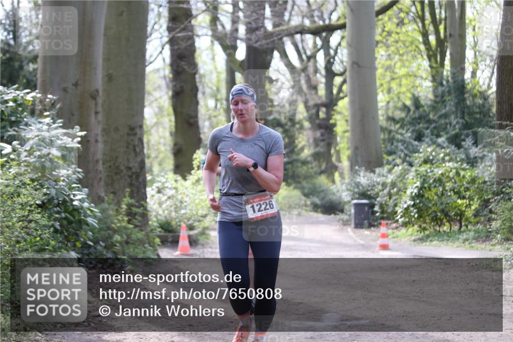 13.04.2025 - Hammer Lauf Jannik Wohlers http://msf.ph/oto/7650808 13.04.2025 10:52:49 Laufen 15, 1226 meine-sportfotos.de