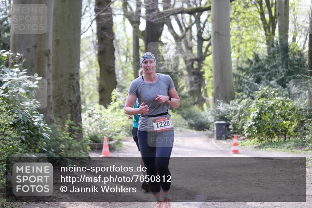 13.04.2025 - Hammer Lauf Jannik Wohlers http://msf.ph/oto/7650812 13.04.2025 10:52:49 Laufen 1226 meine-sportfotos.de