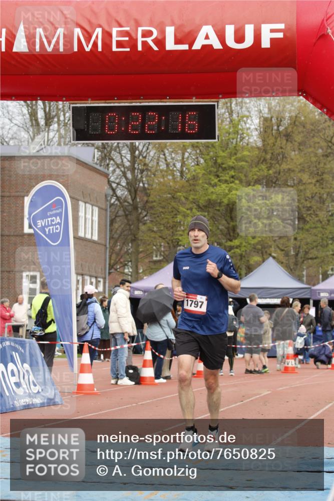 13.04.2025 - Hammer Lauf A. Gomolzig http://msf.ph/oto/7650825 13.04.2025 10:08:16 Ziel 390, 889, 1717, 1797 meine-sportfotos.de