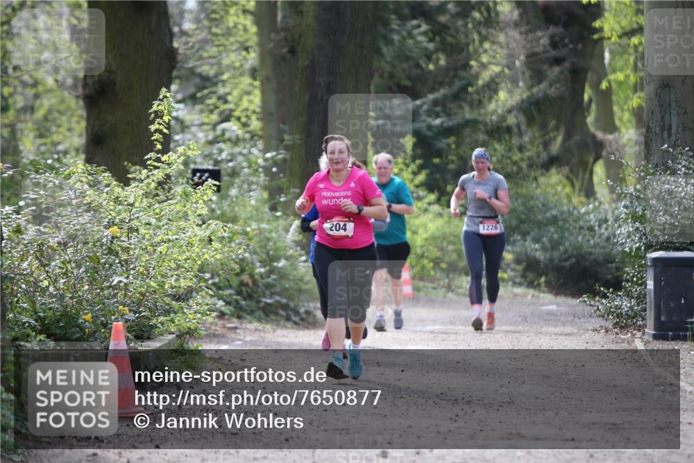 13.04.2025 - Hammer Lauf Jannik Wohlers http://msf.ph/oto/7650877 13.04.2025 10:52:37 Laufen 204, 1226 meine-sportfotos.de