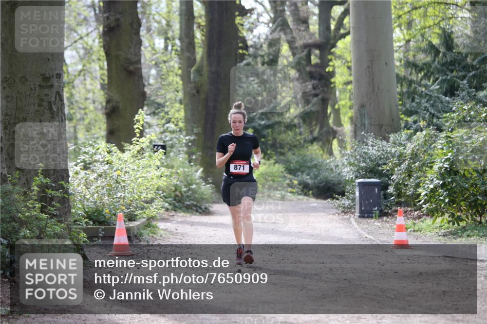 13.04.2025 - Hammer Lauf Jannik Wohlers http://msf.ph/oto/7650909 13.04.2025 10:51:58 Laufen 871 meine-sportfotos.de