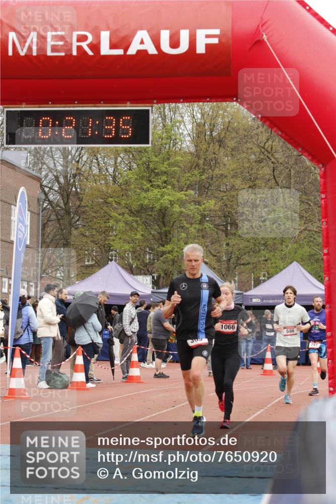 13.04.2025 - Hammer Lauf A. Gomolzig http://msf.ph/oto/7650920 13.04.2025 10:07:34 Ziel 305, 586, 747, 1066 meine-sportfotos.de