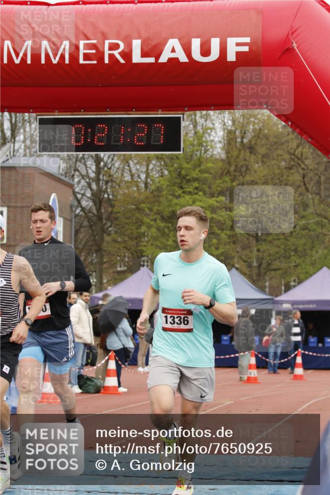 13.04.2025 - Hammer Lauf A. Gomolzig http://msf.ph/oto/7650925 13.04.2025 10:07:27 Ziel 1014, 1140, 1336, 1705 meine-sportfotos.de