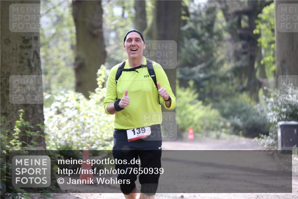 13.04.2025 - Hammer Lauf Jannik Wohlers http://msf.ph/oto/7650939 13.04.2025 10:51:37 Laufen 139 meine-sportfotos.de
