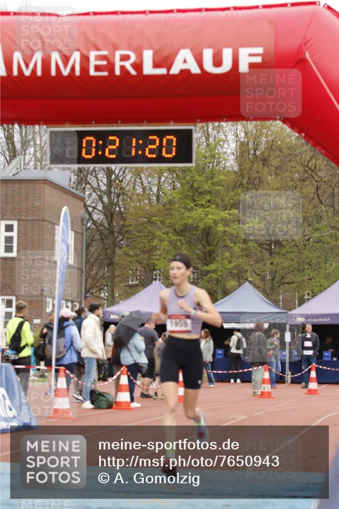 13.04.2025 - Hammer Lauf A. Gomolzig http://msf.ph/oto/7650943 13.04.2025 10:07:19 Ziel 1300, 1955 meine-sportfotos.de