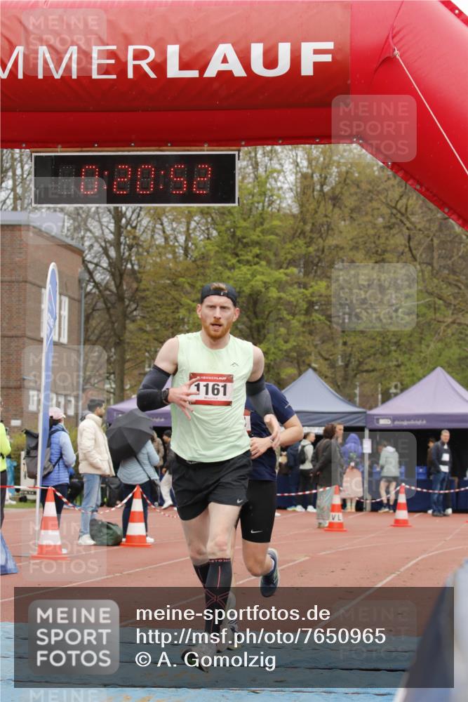 13.04.2025 - Hammer Lauf A. Gomolzig http://msf.ph/oto/7650965 13.04.2025 10:06:52 Ziel 404, 1161, 1704, 1978, 1980 meine-sportfotos.de