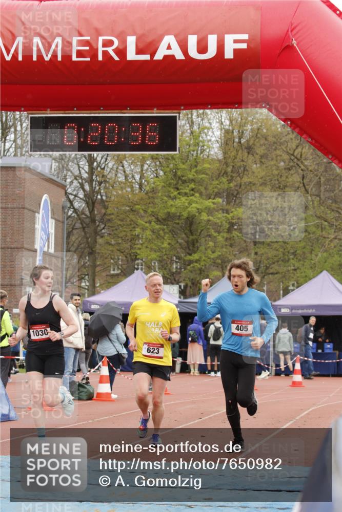13.04.2025 - Hammer Lauf A. Gomolzig http://msf.ph/oto/7650982 13.04.2025 10:06:36 Ziel 405, 623, 656, 1030, 1985 meine-sportfotos.de