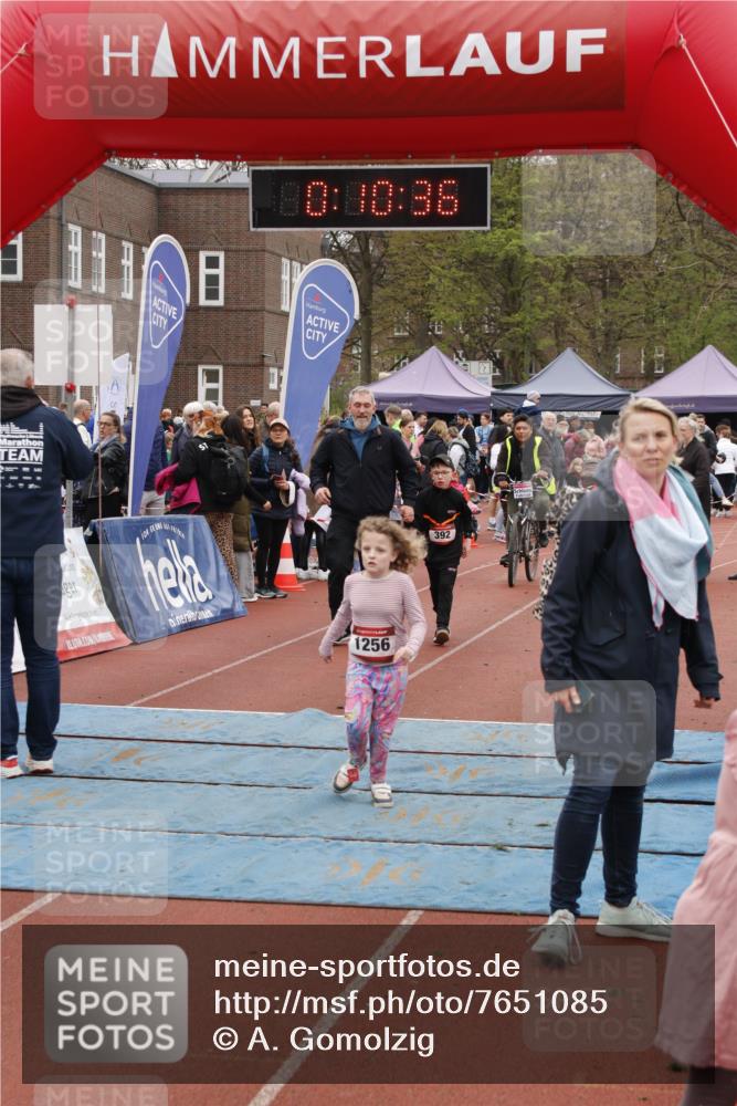 13.04.2025 - Hammer Lauf A. Gomolzig http://msf.ph/oto/7651085 13.04.2025 09:28:44 Ziel 392 meine-sportfotos.de