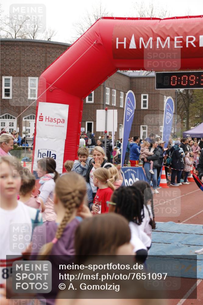 13.04.2025 - Hammer Lauf A. Gomolzig http://msf.ph/oto/7651097 13.04.2025 09:27:39 Ziel  meine-sportfotos.de