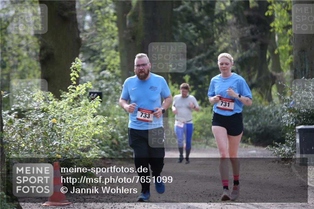 13.04.2025 - Hammer Lauf Jannik Wohlers http://msf.ph/oto/7651099 13.04.2025 10:50:32 Laufen 733, 731 meine-sportfotos.de