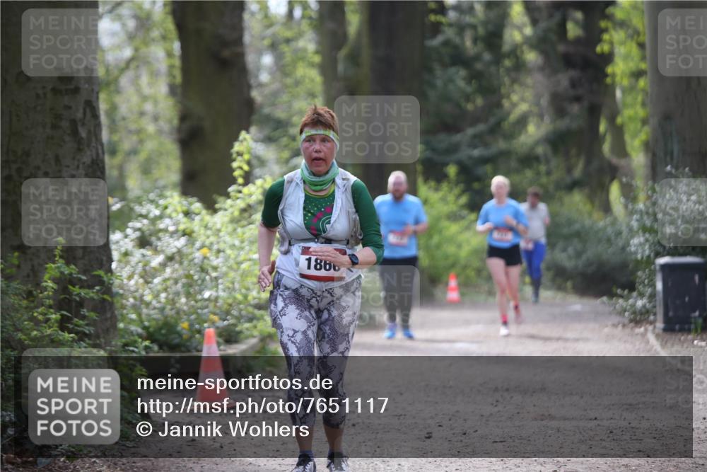 13.04.2025 - Hammer Lauf Jannik Wohlers http://msf.ph/oto/7651117 13.04.2025 10:50:27 Laufen 1866 meine-sportfotos.de