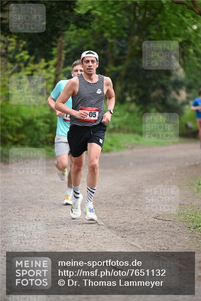 13.04.2025 - Hammer Lauf Dr. Thomas Lammeyer http://msf.ph/oto/7651132 13.04.2025 10:27:41 Laufen 15, 05 meine-sportfotos.de