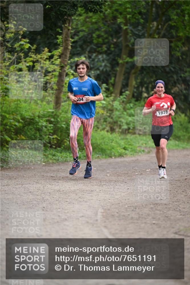 13.04.2025 - Hammer Lauf Dr. Thomas Lammeyer http://msf.ph/oto/7651191 13.04.2025 10:27:46 Laufen 04, 1978 meine-sportfotos.de