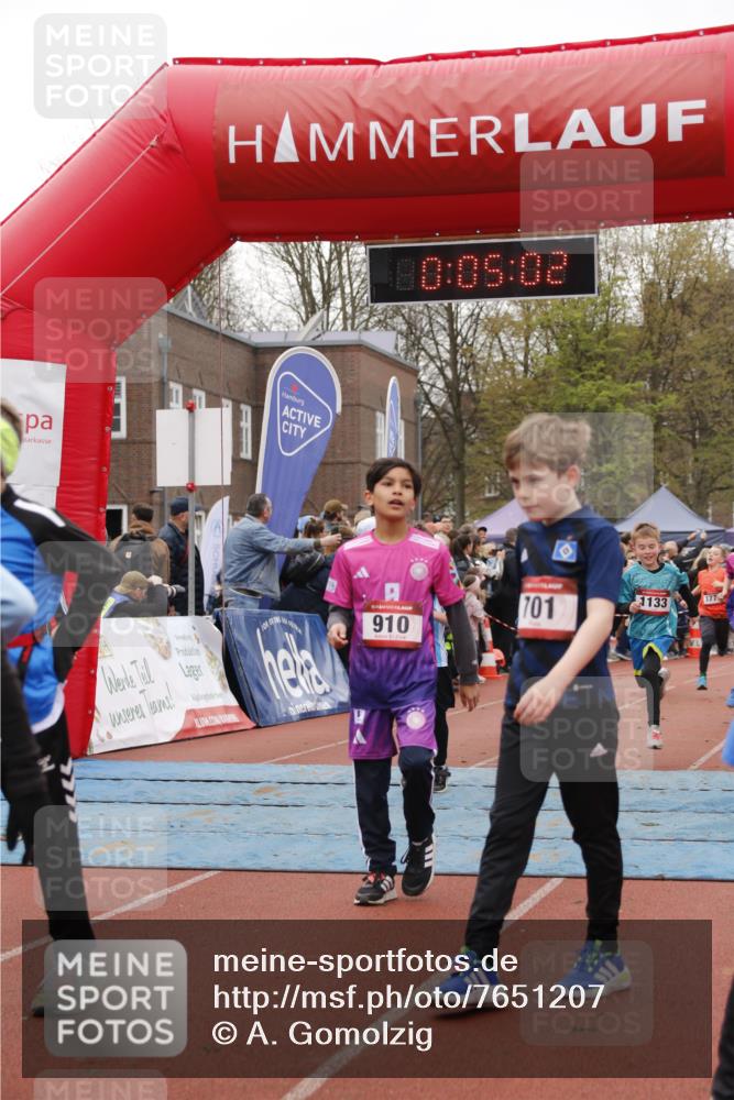 13.04.2025 - Hammer Lauf A. Gomolzig http://msf.ph/oto/7651207 13.04.2025 09:23:10 Ziel 613, 701, 755, 891, 910, 972, 978, 996, 1072, 1133, 1422, 1530, 1532, 1729, 1764, 1770, 1922 meine-sportfotos.de