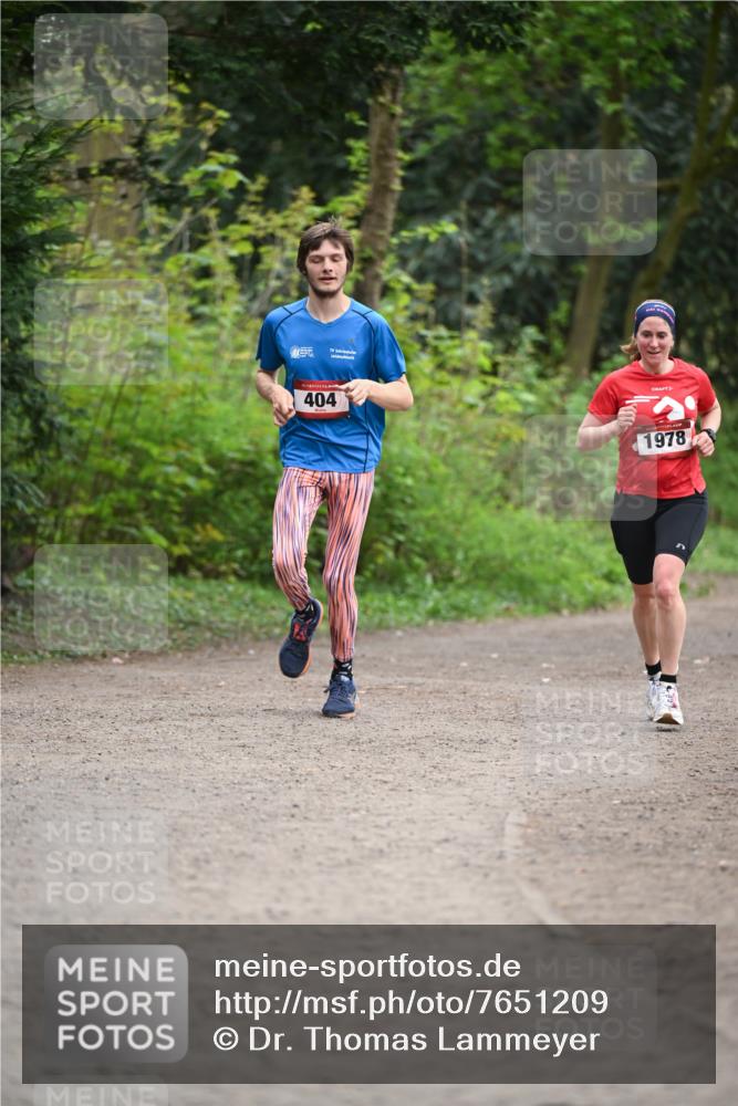 13.04.2025 - Hammer Lauf Dr. Thomas Lammeyer http://msf.ph/oto/7651209 13.04.2025 10:27:46 Laufen 404, 1978 meine-sportfotos.de