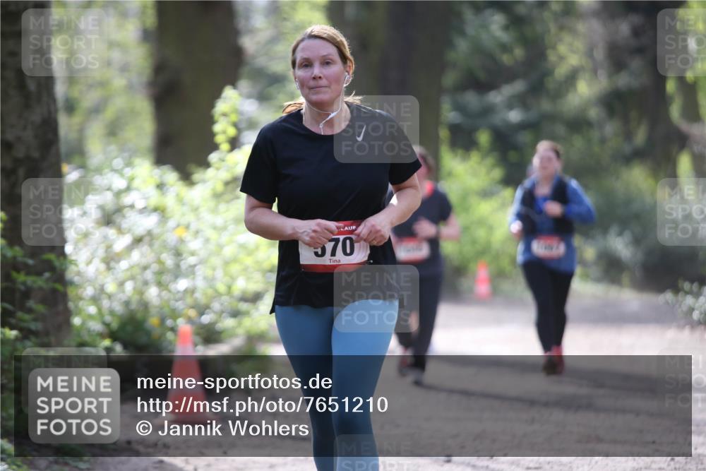 13.04.2025 - Hammer Lauf Jannik Wohlers http://msf.ph/oto/7651210 13.04.2025 10:50:05 Laufen 70 meine-sportfotos.de