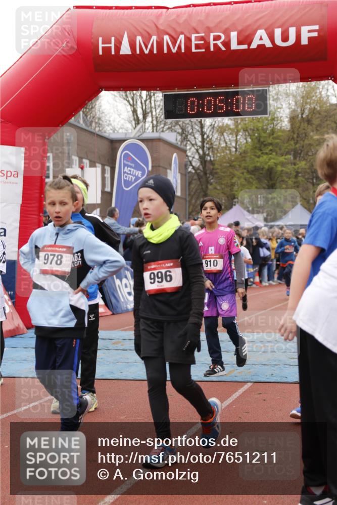 13.04.2025 - Hammer Lauf A. Gomolzig http://msf.ph/oto/7651211 13.04.2025 09:23:08 Ziel 613, 701, 755, 891, 910, 972, 978, 996, 1133, 1422, 1729, 1770, 1922 meine-sportfotos.de
