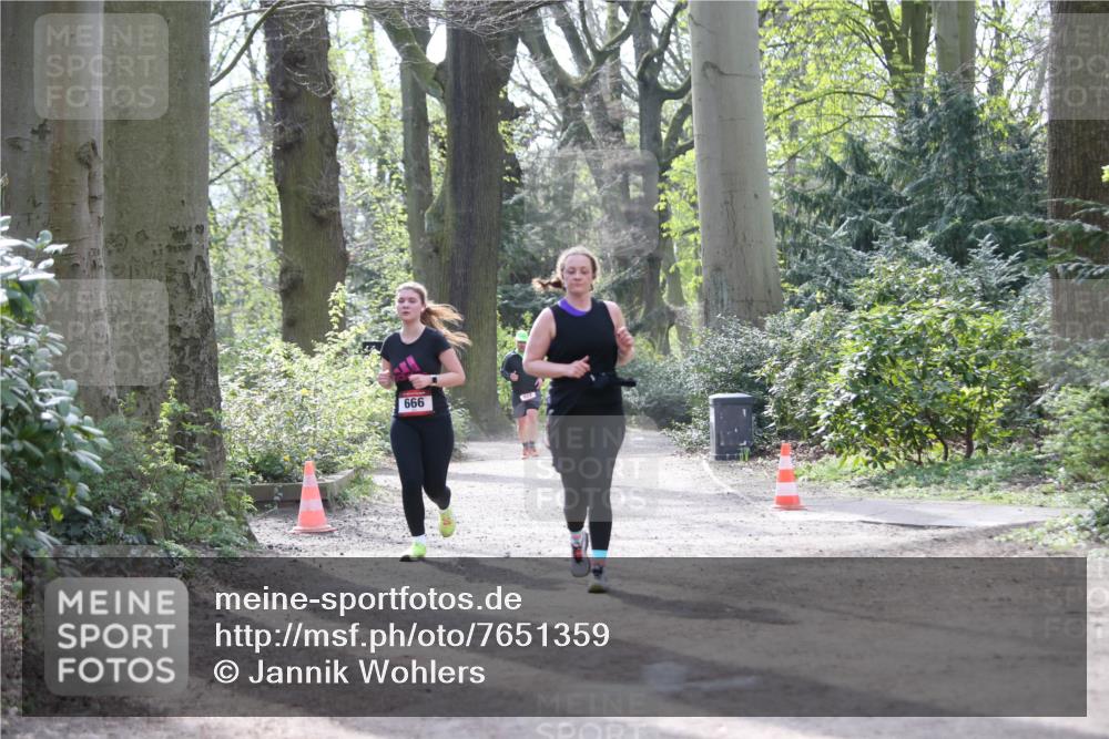 13.04.2025 - Hammer Lauf Jannik Wohlers http://msf.ph/oto/7651359 13.04.2025 10:49:19 Laufen 999 meine-sportfotos.de