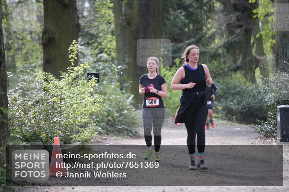 13.04.2025 - Hammer Lauf Jannik Wohlers http://msf.ph/oto/7651369 13.04.2025 10:49:16 Laufen 666 meine-sportfotos.de