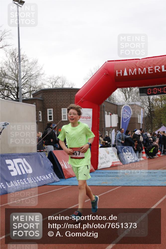 13.04.2025 - Hammer Lauf A. Gomolzig http://msf.ph/oto/7651373 13.04.2025 09:22:13 Ziel 457, 1293, 1806 meine-sportfotos.de