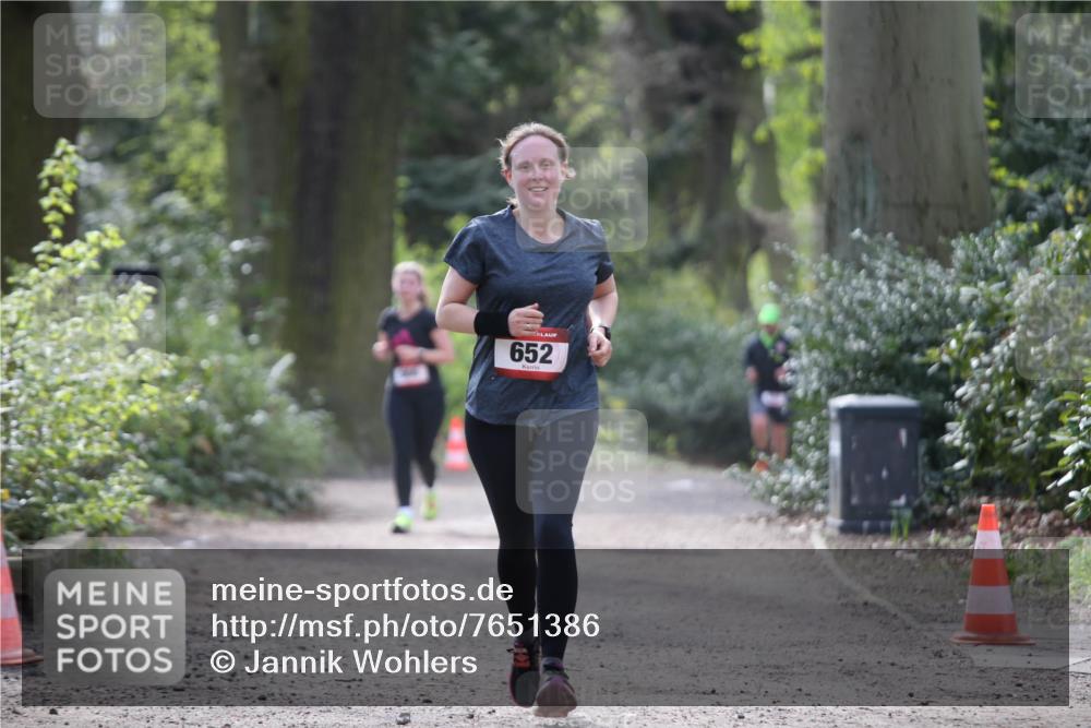 13.04.2025 - Hammer Lauf Jannik Wohlers http://msf.ph/oto/7651386 13.04.2025 10:49:12 Laufen 652 meine-sportfotos.de