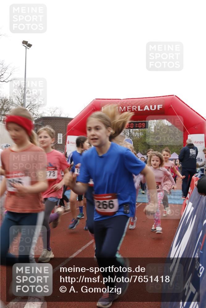 13.04.2025 - Hammer Lauf A. Gomolzig http://msf.ph/oto/7651418 13.04.2025 09:19:17 Ziel 358, 359, 362, 363, 402, 437, 542, 595, 612, 636, 640, 680, 682, 691, 727, 775, 778, 788, 794, 795, 797, 798, 802, 803, 805, 808, 809, 810, 813, 816, 820, 835, 836, 842, 846, 848, 854, 857, 864, 865, 866, 867, 881, 886, 888, 890, 893, 901, 919, 921, 934, 939, 940, 941, 942, 949, 954, 957, 963, 964, 973, 989, 1015, 1075, 1126, 1128, 1129, 1141, 1171, 1172, 1187, 1210, 1230, 1233, 1234, 1240, 1241, 1250 meine-sportfotos.de