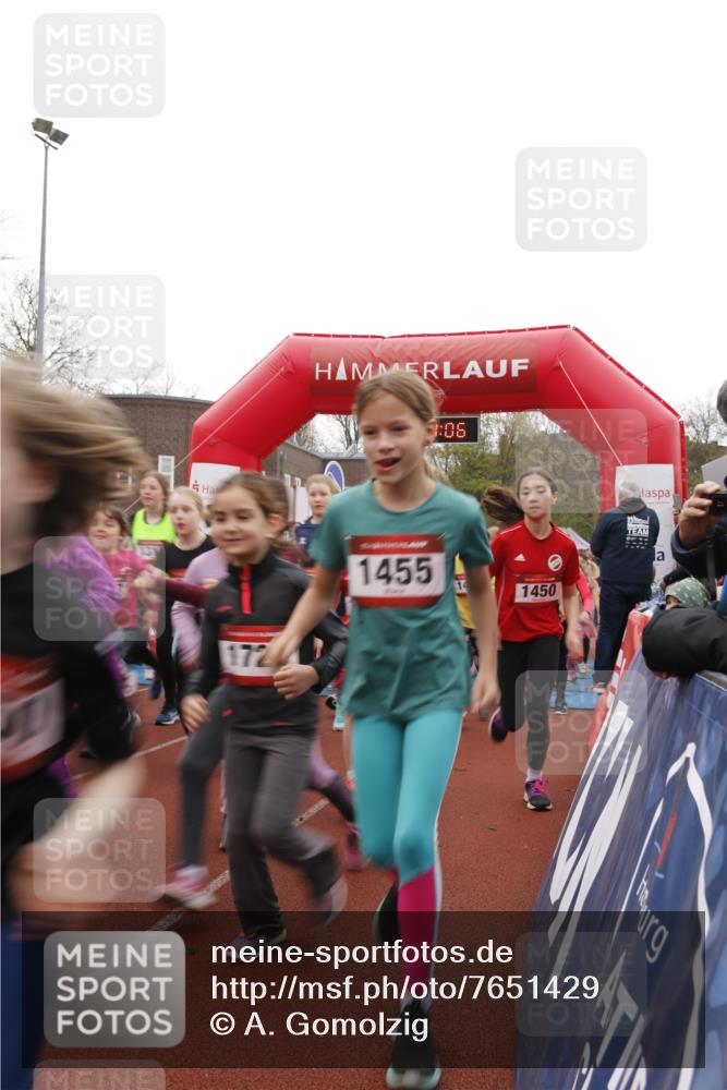 13.04.2025 - Hammer Lauf A. Gomolzig http://msf.ph/oto/7651429 13.04.2025 09:19:14 Ziel 358, 359, 362, 363, 370, 402, 437, 542, 584, 595, 612, 636, 640, 680, 682, 691, 696, 716, 727, 734, 775, 778, 788, 794, 795, 797, 798, 802, 803, 805, 808, 809, 810, 813, 816, 820, 827, 835, 836, 840, 842, 846, 848, 854, 857, 864, 865, 866, 867, 869, 881, 886, 888, 890, 893, 901, 913, 919, 921, 934, 939, 940, 941, 942, 949, 954, 957, 963, 964, 973, 989, 991, 992, 1015, 1036, 1075, 1085, 1126, 1128, 1129, 1130, 1141, 1170, 1171, 1172, 1187, 1210, 1211, 1230, 1233, 1234, 1240, 1241, 1250 meine-sportfotos.de