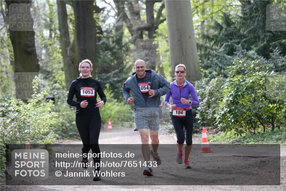 13.04.2025 - Hammer Lauf Jannik Wohlers http://msf.ph/oto/7651433 13.04.2025 10:48:58 Laufen 1053, 054, 184 meine-sportfotos.de