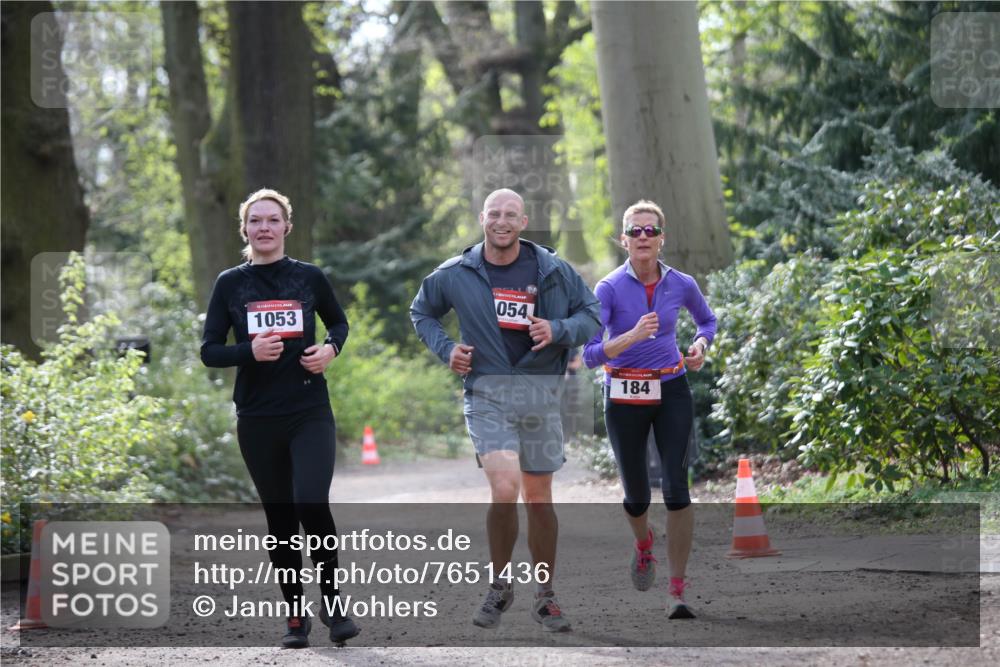 13.04.2025 - Hammer Lauf Jannik Wohlers http://msf.ph/oto/7651436 13.04.2025 10:48:58 Laufen 1053, 054, 184 meine-sportfotos.de