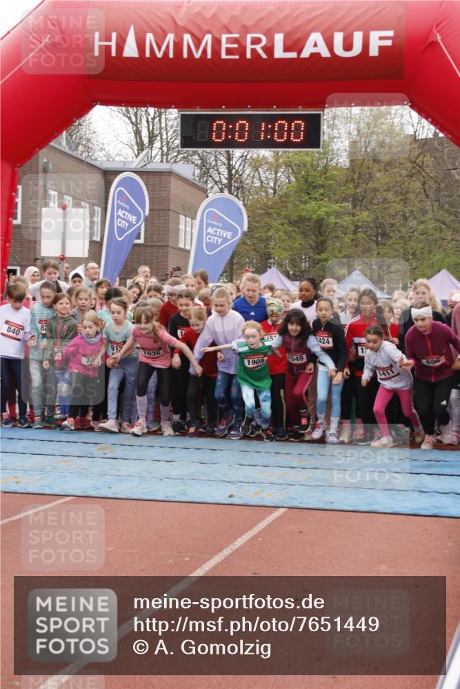 13.04.2025 - Hammer Lauf A. Gomolzig http://msf.ph/oto/7651449 13.04.2025 09:19:08 Ziel 358, 359, 362, 363, 370, 584, 595, 612, 636, 682, 691, 696, 716, 727, 734, 775, 788, 797, 798, 805, 808, 816, 827, 835, 836, 840, 842, 857, 864, 869, 881, 886, 888, 890, 913, 919, 921, 934, 939, 940, 942, 949, 954, 989, 991, 992, 1036, 1085, 1128, 1129, 1130, 1170, 1171, 1210, 1211, 1230, 1240, 1241, 1250 meine-sportfotos.de