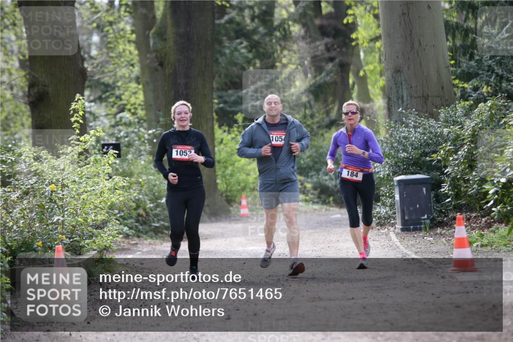 13.04.2025 - Hammer Lauf Jannik Wohlers http://msf.ph/oto/7651465 13.04.2025 10:48:56 Laufen 1052, 1054, 184 meine-sportfotos.de