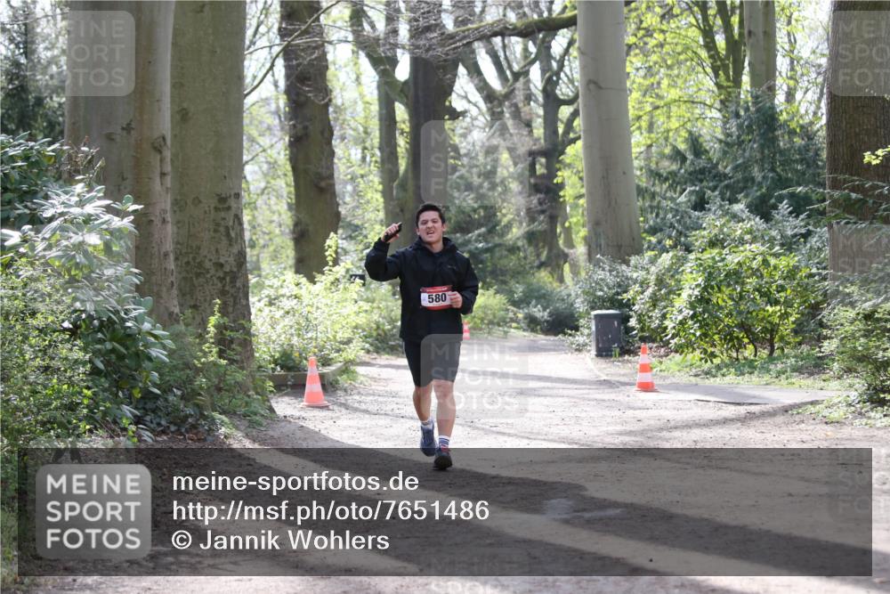 13.04.2025 - Hammer Lauf Jannik Wohlers http://msf.ph/oto/7651486 13.04.2025 10:48:36 Laufen 580 meine-sportfotos.de