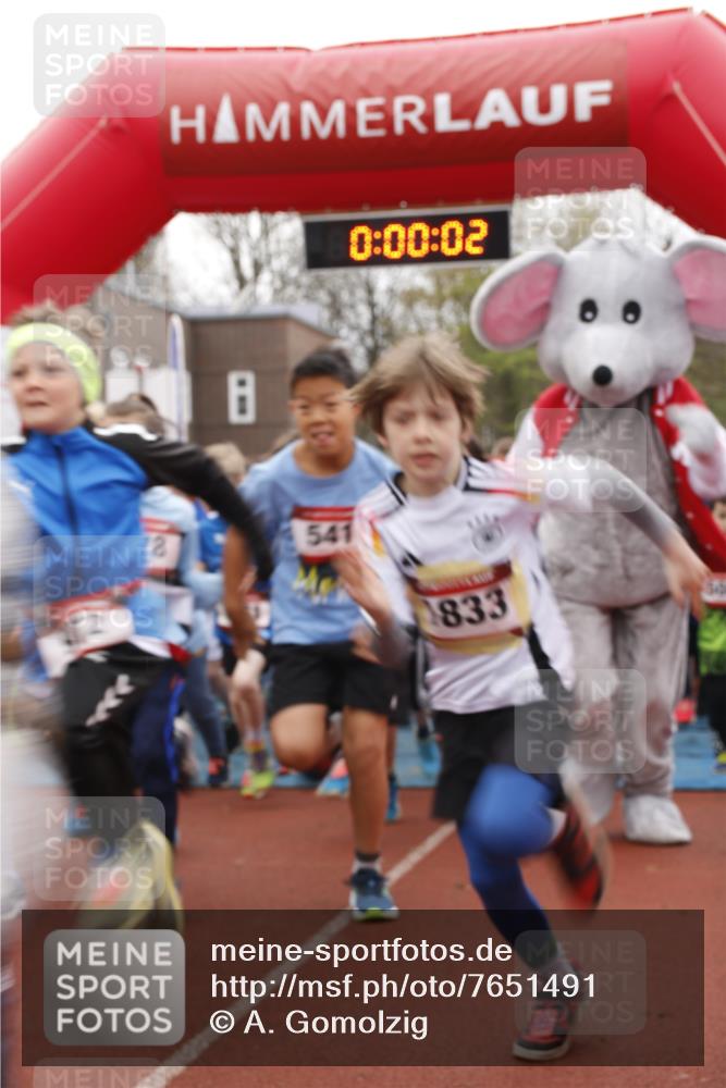 13.04.2025 - Hammer Lauf A. Gomolzig http://msf.ph/oto/7651491 13.04.2025 09:18:10 Ziel 403, 424, 457, 458, 478, 508, 535, 541, 594, 596, 610, 613, 629, 657, 672, 687, 700, 701, 755, 774, 780, 782, 783, 784, 785, 786, 787, 789, 793, 796, 799, 800, 801, 811, 814, 822, 825, 845, 847, 849, 861, 870, 877, 883, 887, 891, 892, 894, 898, 907, 909, 910, 918, 925, 928, 930, 931, 932, 933, 944, 952, 968, 972, 978, 984, 985, 988, 996, 1012, 1020, 1034, 1037, 1038, 1056, 1058, 1065, 1072, 1073, 1089, 1102, 1116, 1133, 1159 meine-sportfotos.de